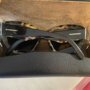Burberry sunglasses